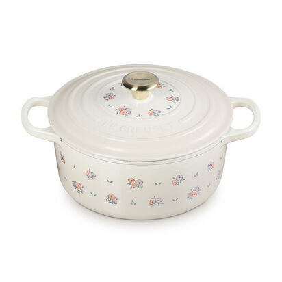 Petite Fleur Round Casserole 22cm Meringue image number 1