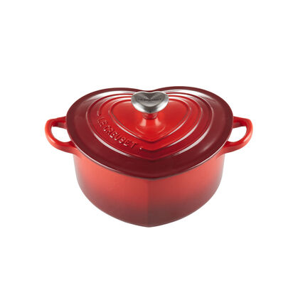 Heart Shaped Casserole with Heart Knob 20cm Cerise image number 0