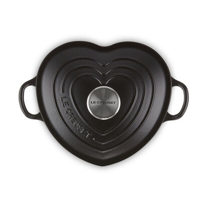 Heart Shaped Casserole 20cm Matte Black image number 3