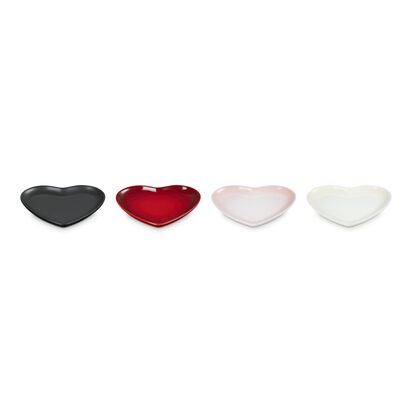 Set of 4 Heart Sphere Plate 17cm Matte Black/ Cerise/ Shell Pink/ Meringue image number 0